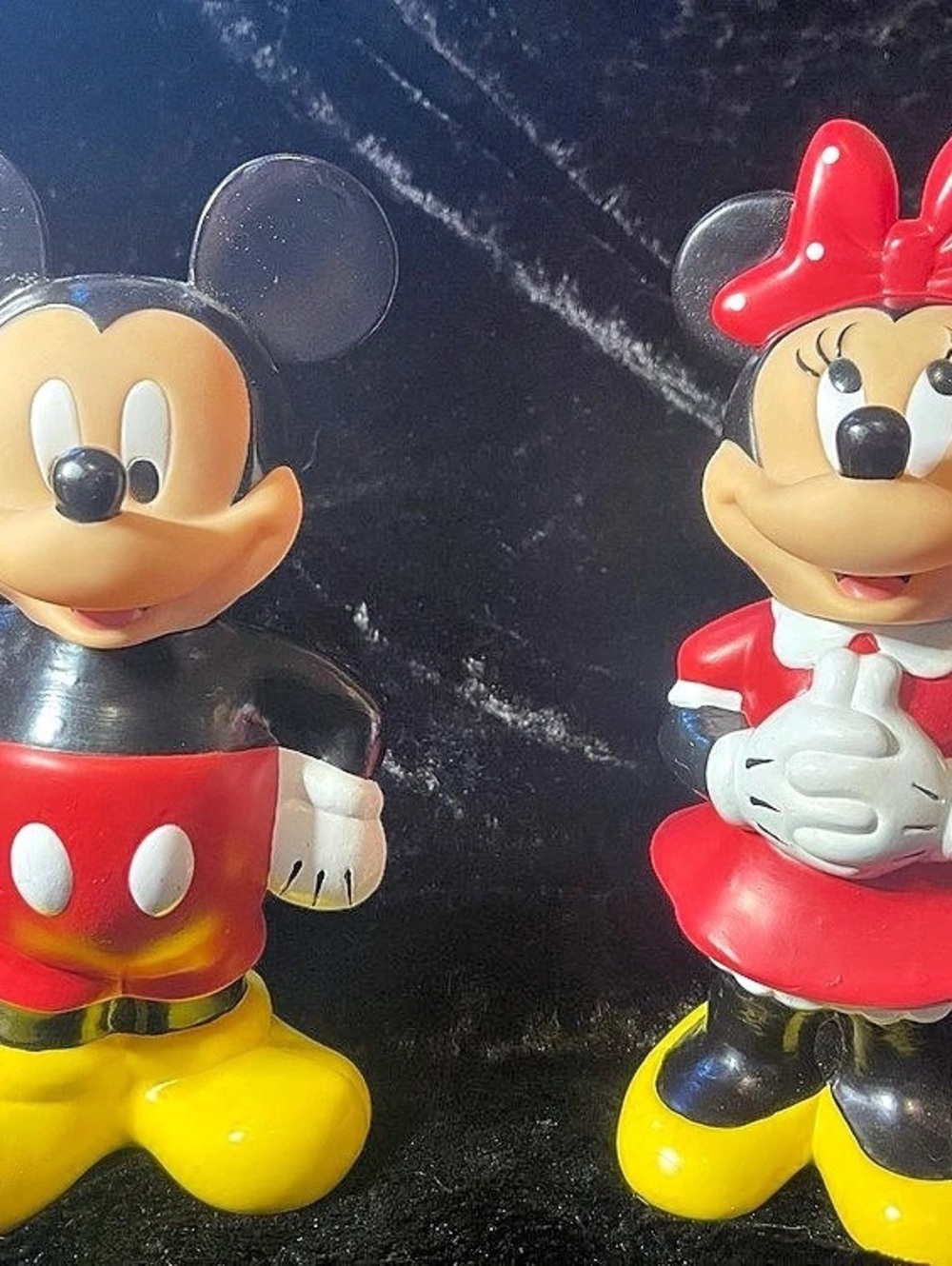 Disney Mickey and Minnie figures Mickey & Minnie water bottles Red & Yellow